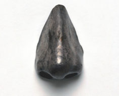 Artificial nose, 17th-18th century, made of plated metal. Such noses would have been made to replace an original, which may have been congenitally absent or deformed, lost through accident or during combat or due to a degenerative disease, such as syphilis. By Science Museum London / Science and Society Picture Library [CC BY-SA 2.0 (https://creativecommons.org/licenses/by-sa/2.0)], via Wikimedia Commons