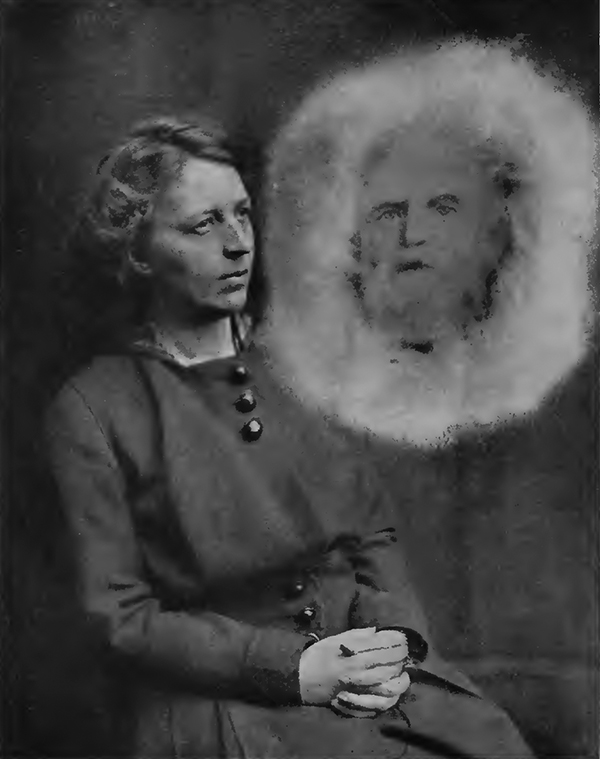 Ghost photo of William T. Stead.