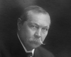 Sir Arthur Conan Doyle, circa 1920. Photo by Bain / Public Domain.